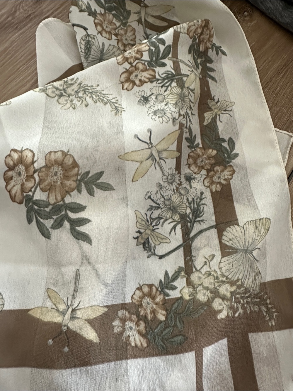 Worldwide Dreams Butterfly Scarf - Picture 3 of 5